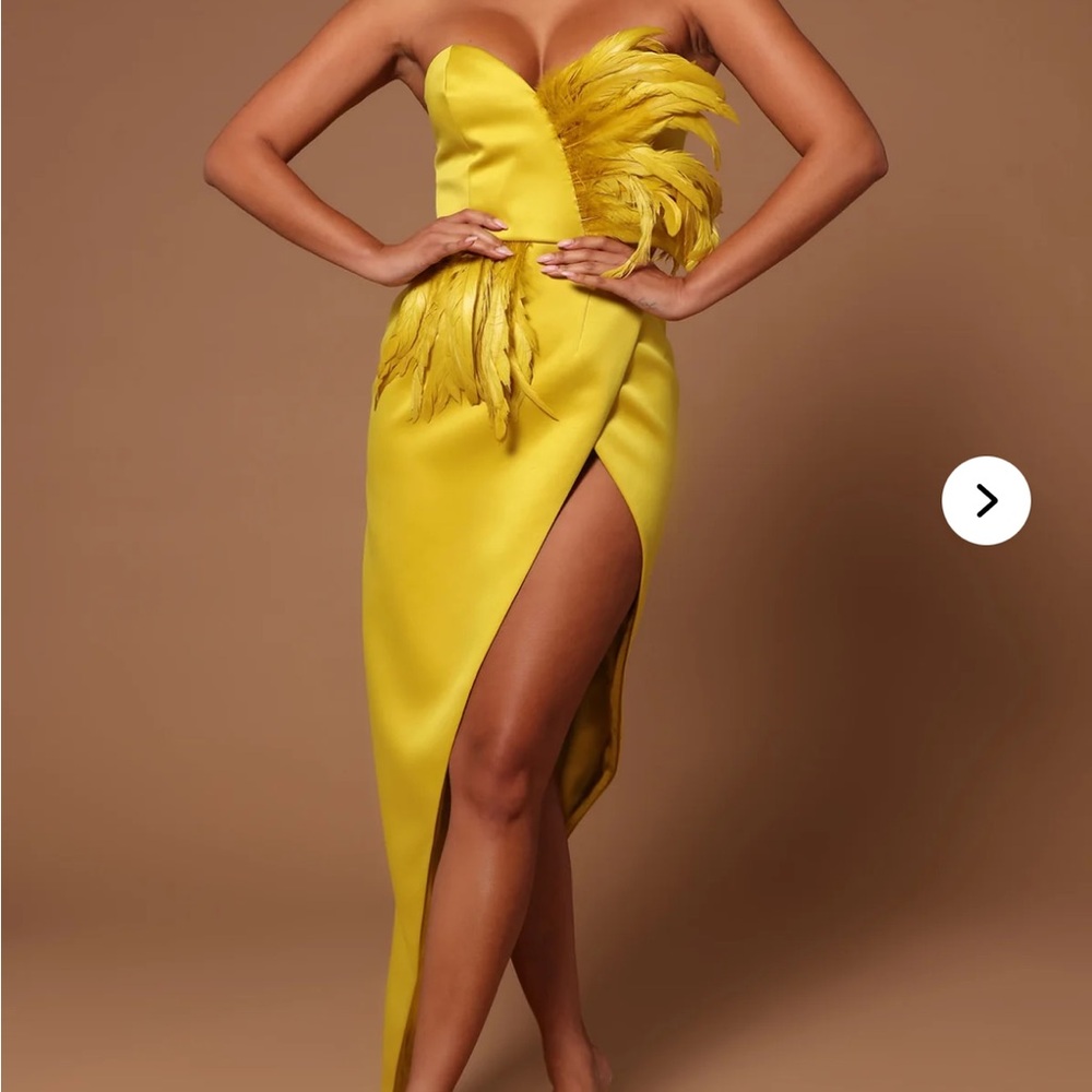 Fashion Nova LUXE Jaqueline Strapless Chartreuse Feather-Trim Midi Dress
